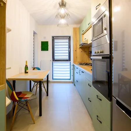 Smart Concept Living Plaza Apartman