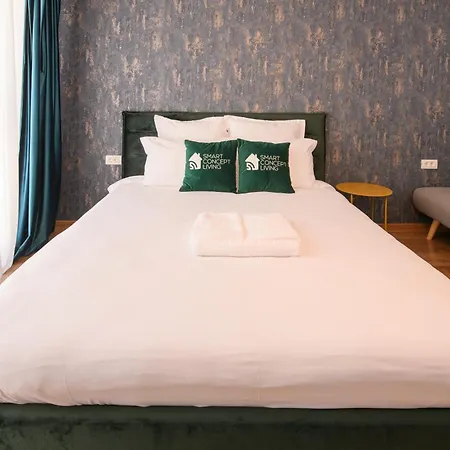 Smart Concept Living Plaza Apartman