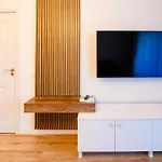 Smart Concept Living Plaza *
