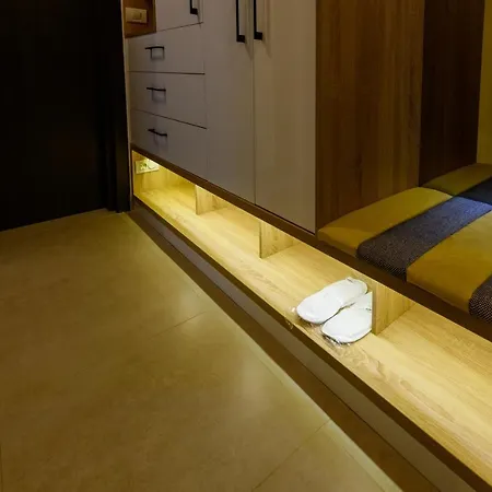 Smart Concept Living Plaza דירה *