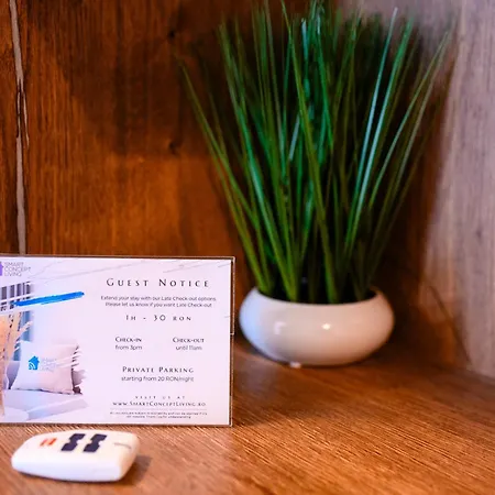 Smart Concept Living Plaza דירה *