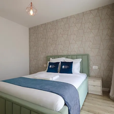 Smart Concept Living Plaza * בוקרשט