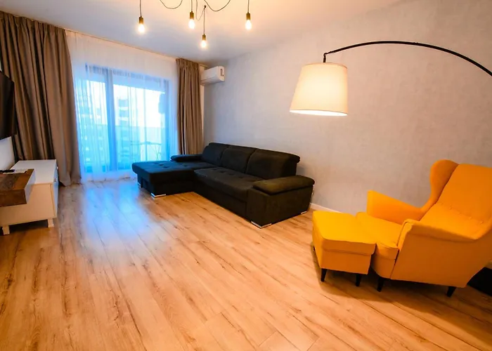 Smart Concept Living Plaza דירה